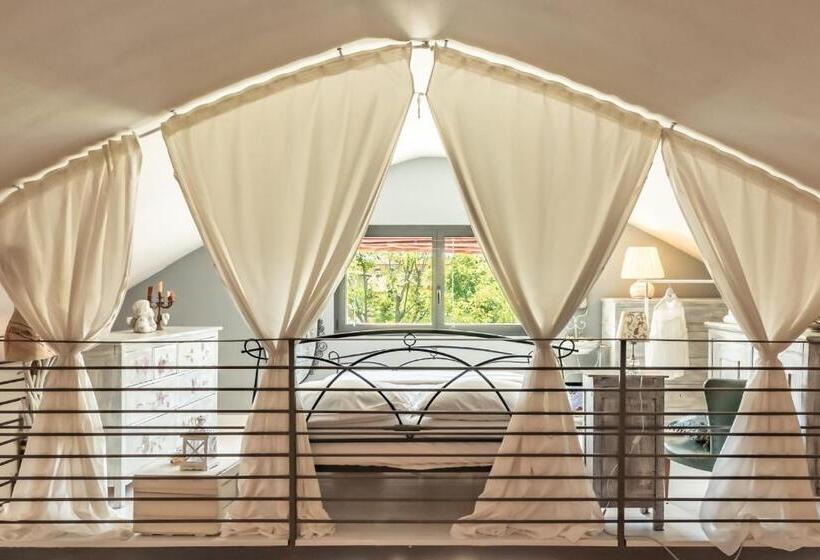 스탠다드 룸 공동 욕실, Garden Loft