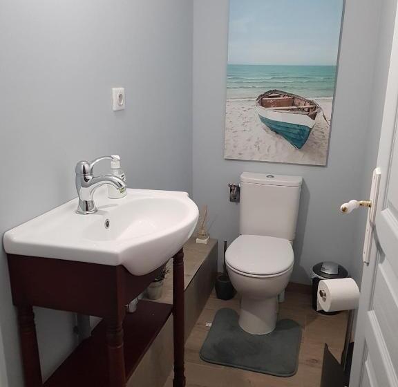 غرفة قياسية, Sous Les Remparts