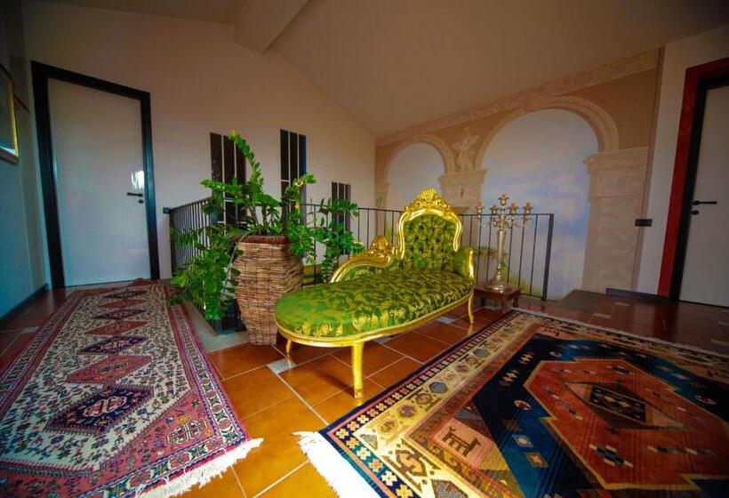 غرفة قياسية سرير كينج, Villa Buzzi
