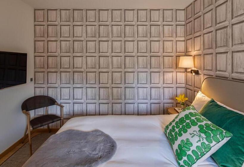 带阳台套房, Casa Do Rio