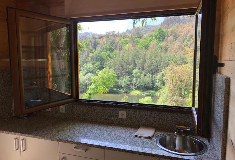 标准平房, Casa Do Rio