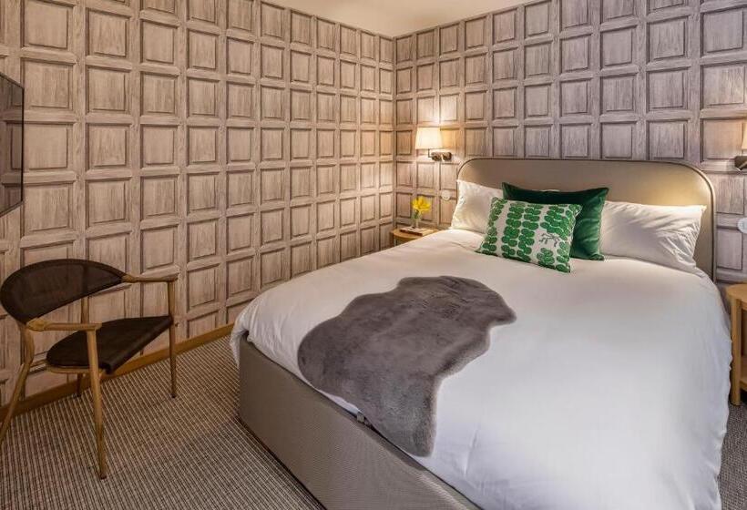 带阳台套房, Casa Do Rio