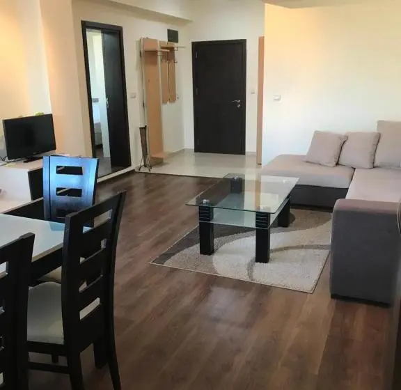 Perhesviitti, Byala Residence Apartments