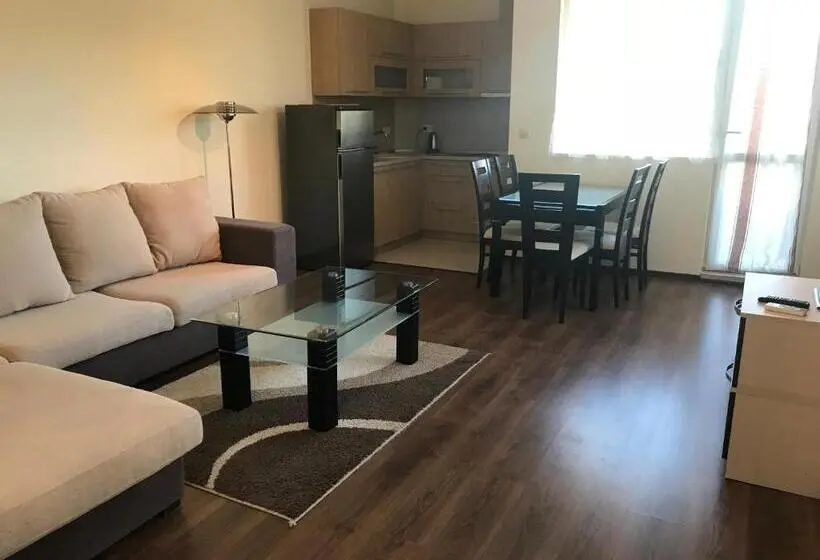 Perhesviitti, Byala Residence Apartments