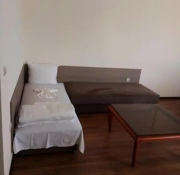 Deluxe Neljän Hengen Huone, Byala Residence Apartments