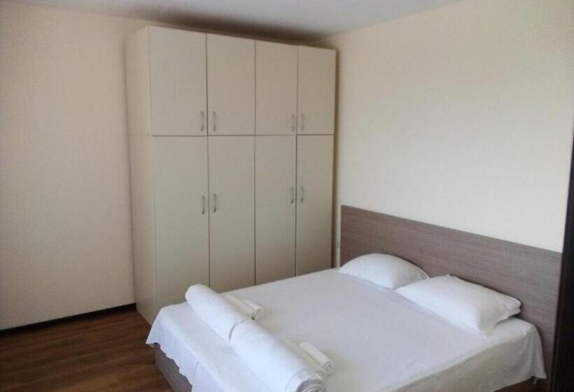 디럭스 4인 룸, Byala Residence Apartments