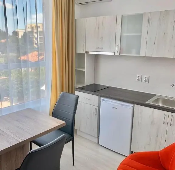 Deluxe-huone Allasnäkymä, Byala Residence Apartments