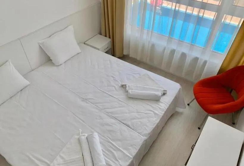 Deluxe-huone Allasnäkymä, Byala Residence Apartments