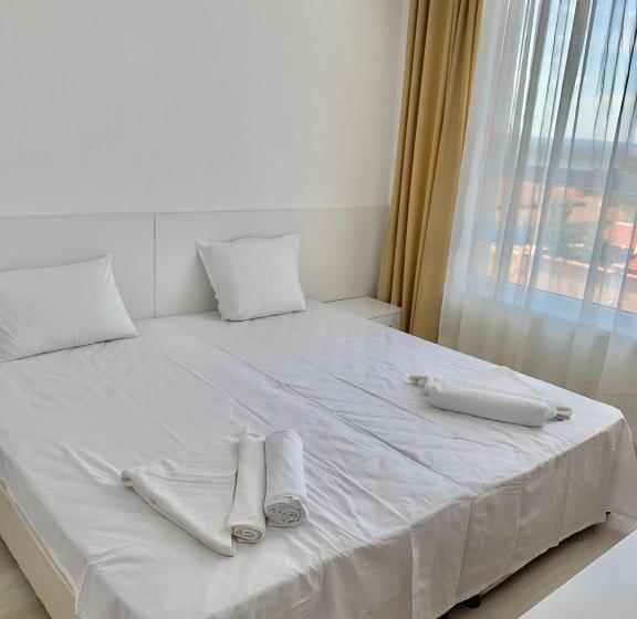 풀장 전망 디럭스 룸, Byala Residence Apartments