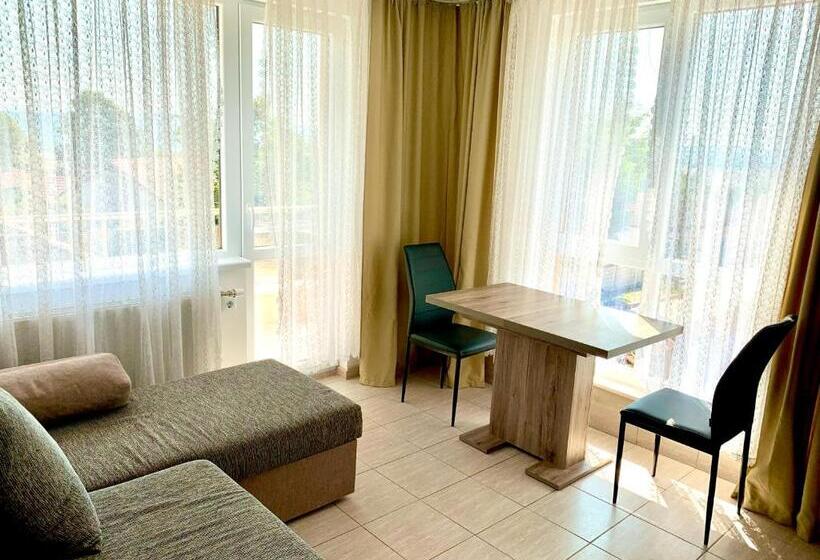 디럭스 룸, Byala Residence Apartments