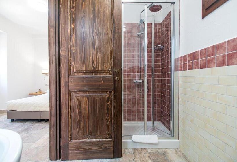 חדר סטנדרט, Karama