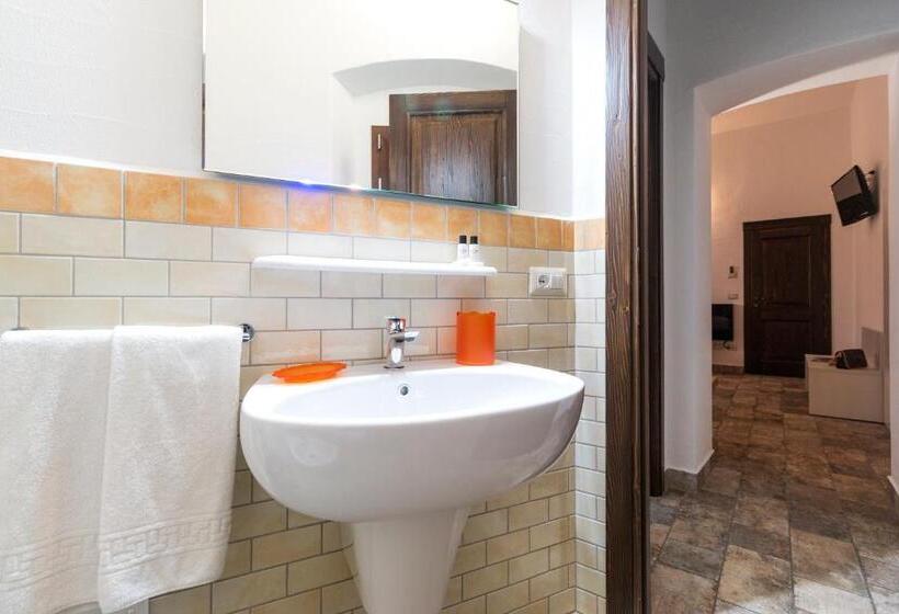 חדר סטנדרט, Karama