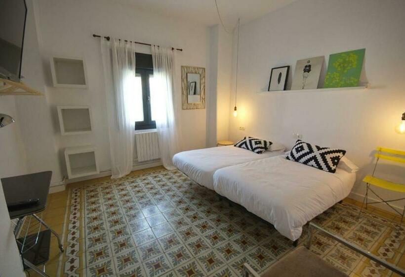 اتاق استاندارد با سرویس بهداشتی مشترک, Pension Casa Pinilla