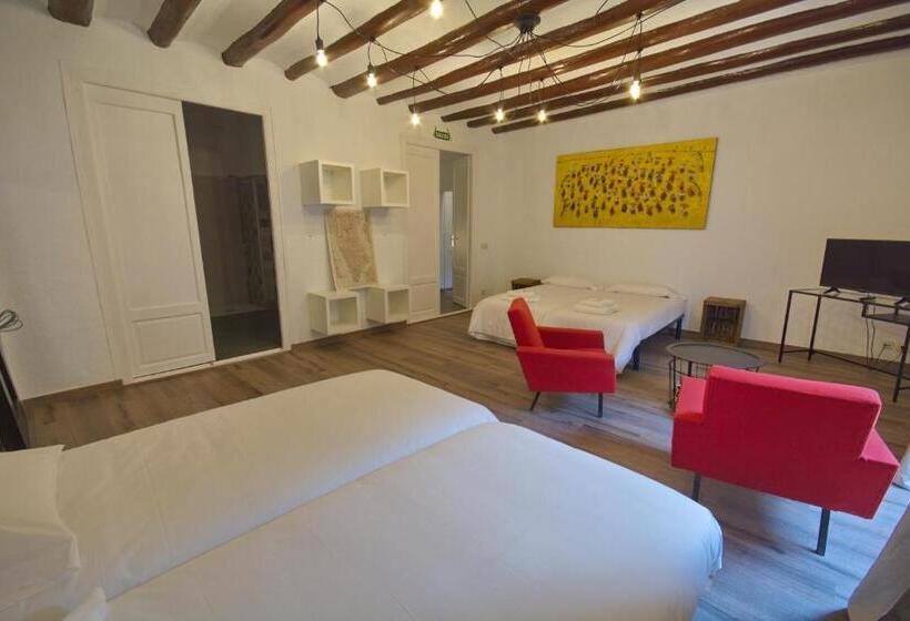 اتاق استاندارد چهارنفره با بالکن, Pension Casa Pinilla