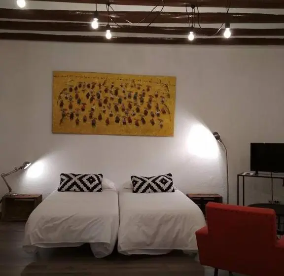 اتاق استاندارد چهارنفره با بالکن, Pension Casa Pinilla