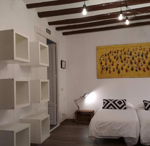 غرفة قياسية رباعية مزودة بشُرفة, Pension Casa Pinilla