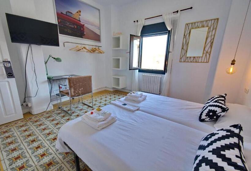 اتاق استاندارد با سرویس بهداشتی مشترک, Pension Casa Pinilla