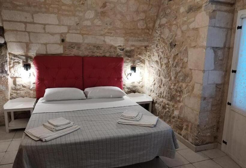 اتاق استاندارد, La Carraia