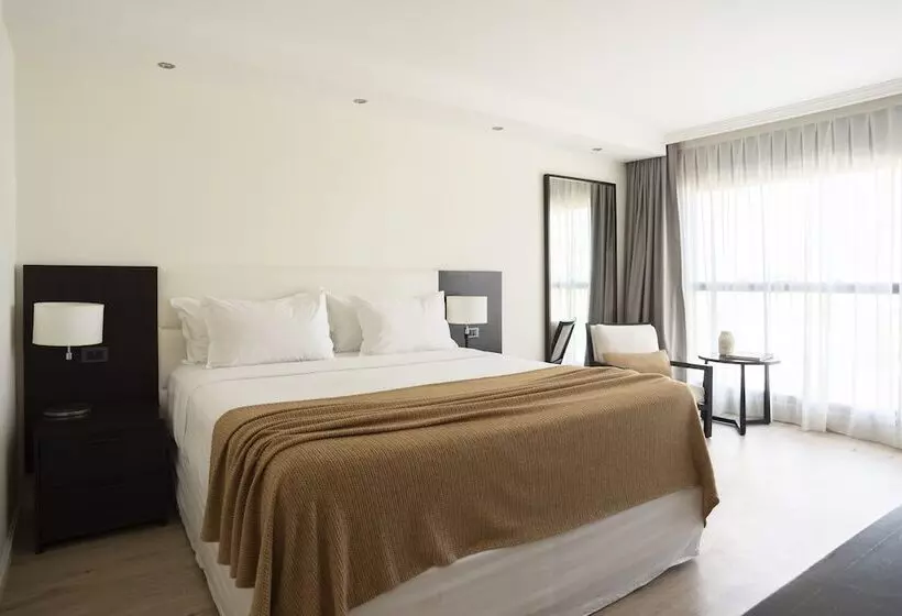 プレミアムルーム, After Hotel Montevideo