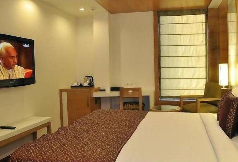 اتاق پرمیوم, Almondz