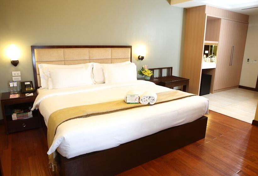 Номер Superior, Armada Hotel Manila