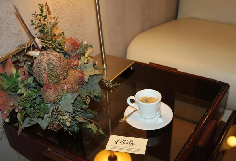 اتاق استاندارد یک نفره, Centar