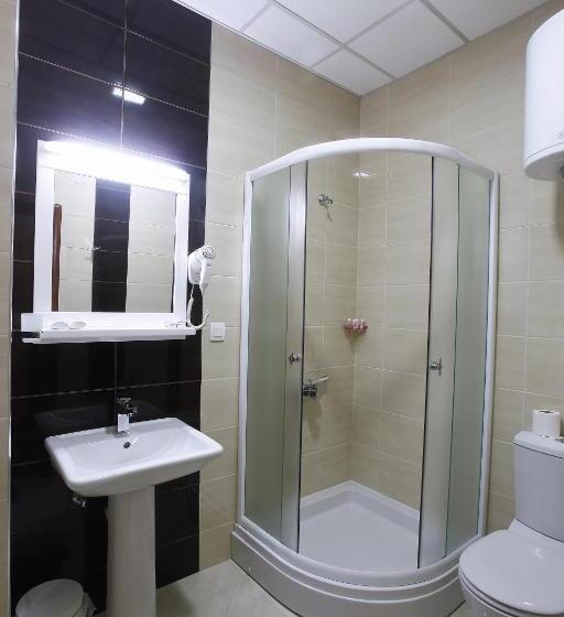 اتاق استاندارد, Centar