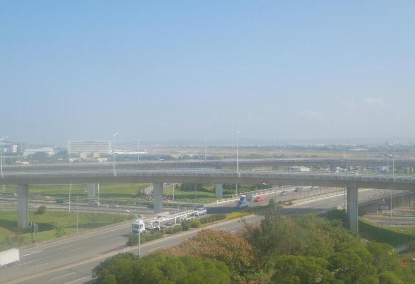 Delüks Oda, City Suites   Taoyuan Gateway