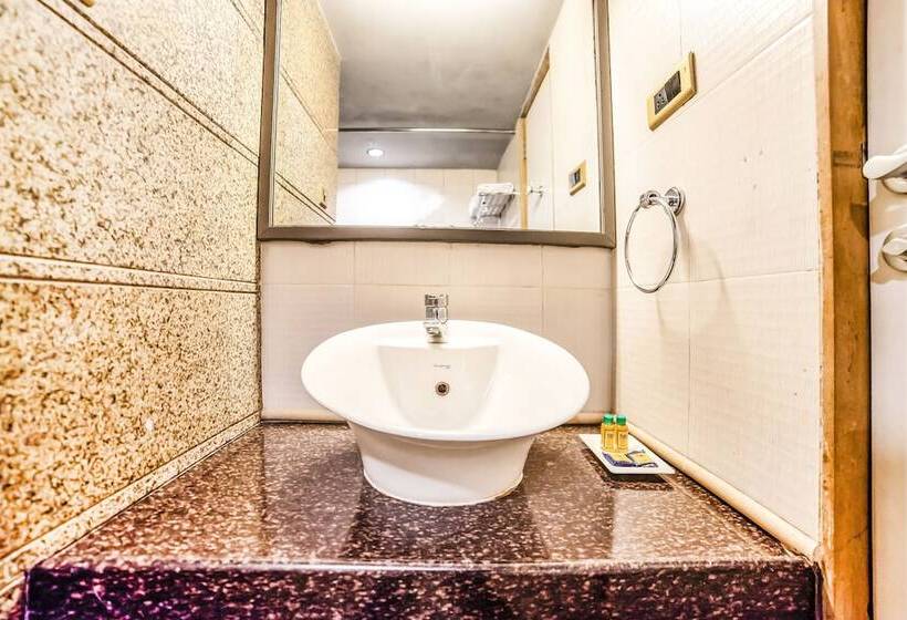 Номер Deluxe, Gandharva Shivajinagar