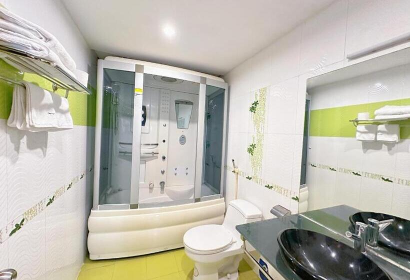 اتاق لوکس, Kim Dung Hotel Tran Quang Khai