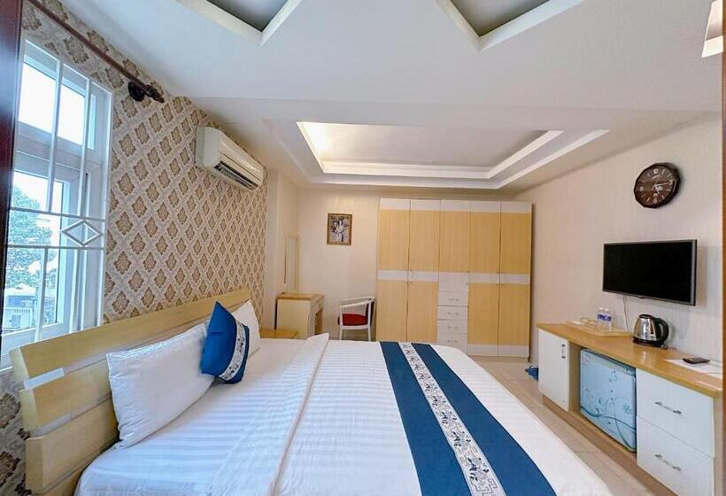 اتاق لوکس, Kim Dung Hotel Tran Quang Khai