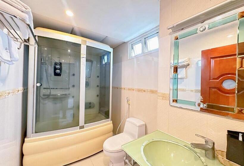 اتاق خانوادگی, Kim Dung Hotel Tran Quang Khai