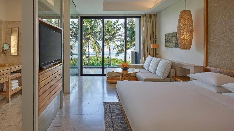Club Room King Bed, Hyatt Regency Danang Resort And Spa
