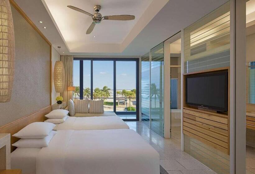 Club Room Sea View, Hyatt Regency Danang Resort And Spa