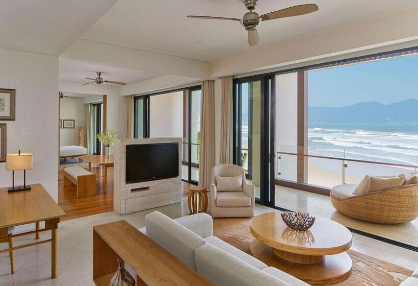 سوییت اجرایی, Hyatt Regency Danang Resort And Spa