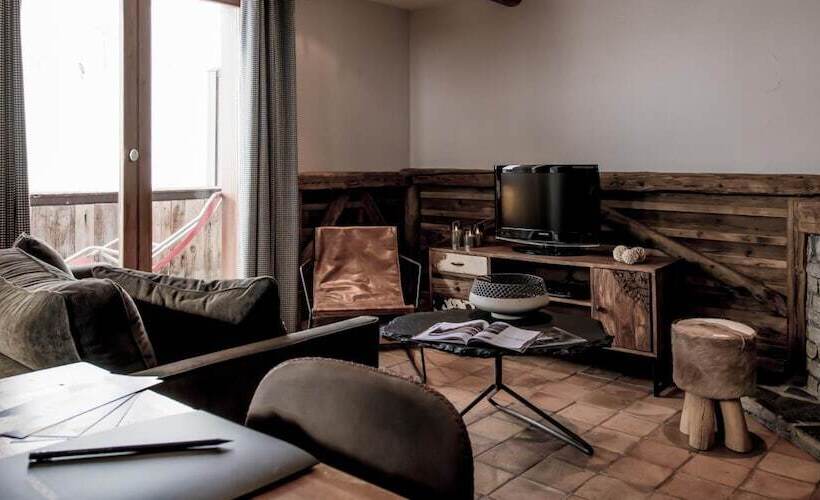 سوییت, Les Suites Du Montana By Les Etincelles