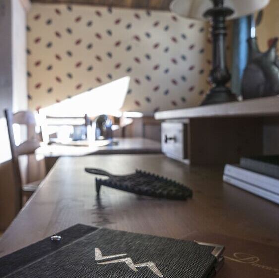 سوییت, Les Suites Du Montana By Les Etincelles