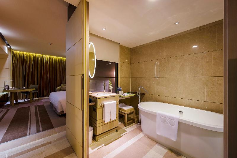 اتاق لوکس, Nikko Saigon