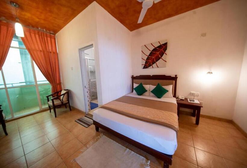 Quarto Economy, Olympus Plaza