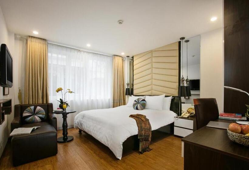 سوییت خانوادگی, Splendid Star Grand Hotel And Spa