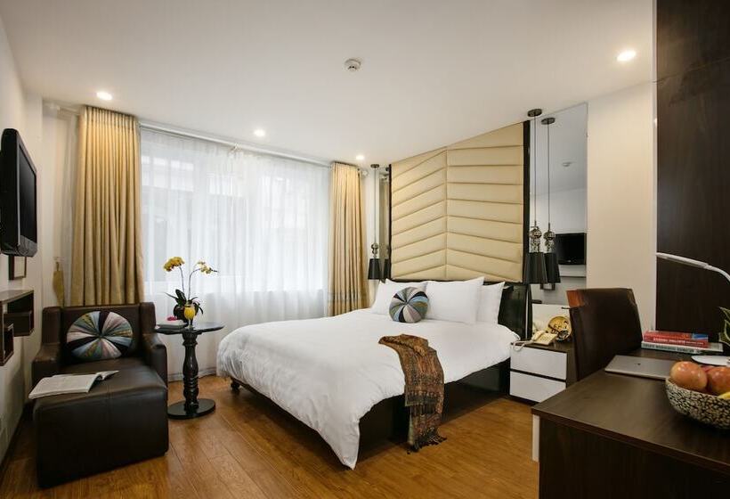 سوییت خانوادگی, Splendid Star Grand Hotel And Spa