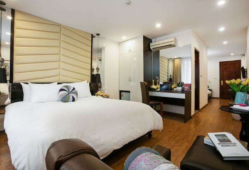 سوییت خانوادگی, Splendid Star Grand Hotel And Spa