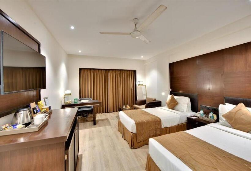 Chambre Premium, The Fern Residency, Subhash Bridge, Ahmedabad