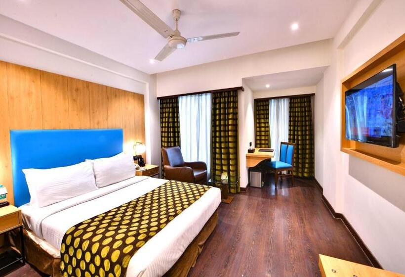Chambre Deluxe, The Fern Residency, Subhash Bridge, Ahmedabad