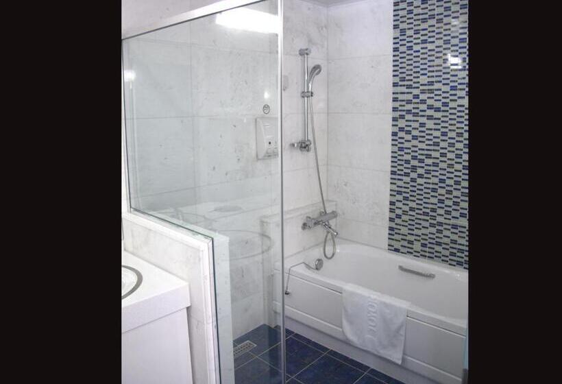 Номер Deluxe, Toyoko Inn Busan Station2