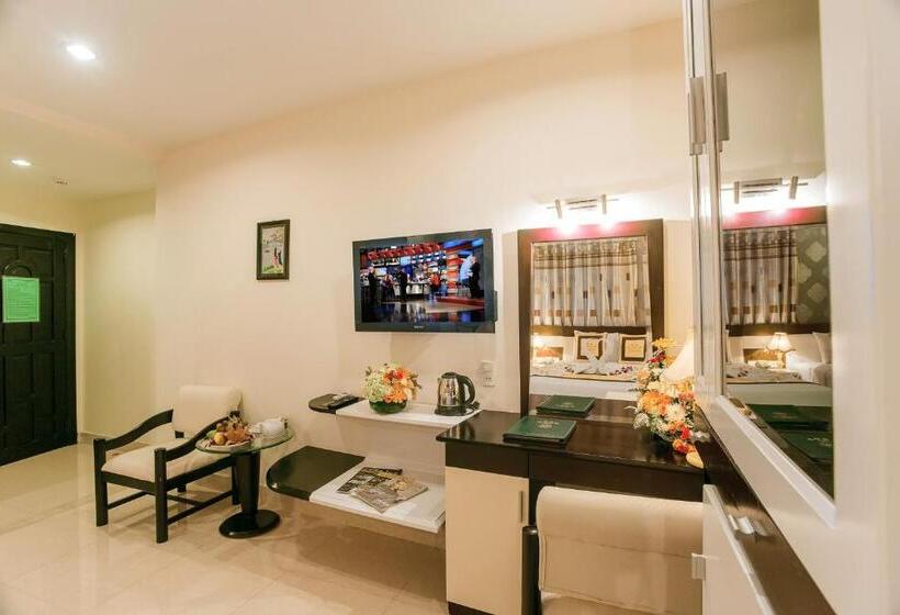 اتاق لوکس, Boss Palace