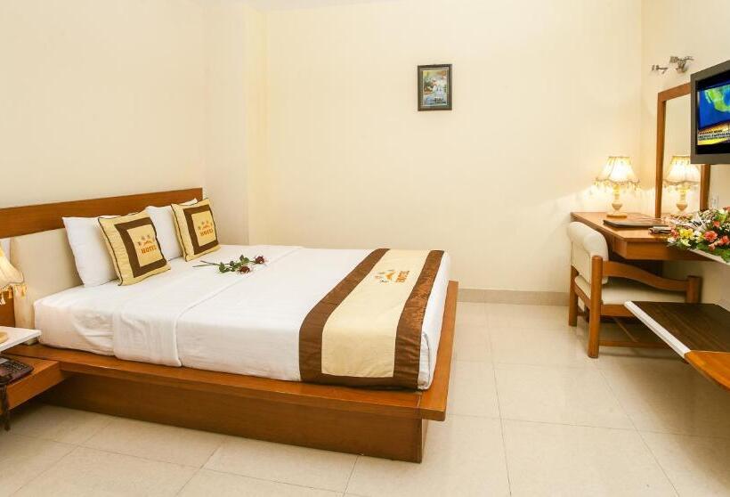 اتاق لوکس, Boss Palace