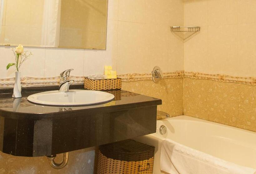 اتاق لوکس, Boss Palace