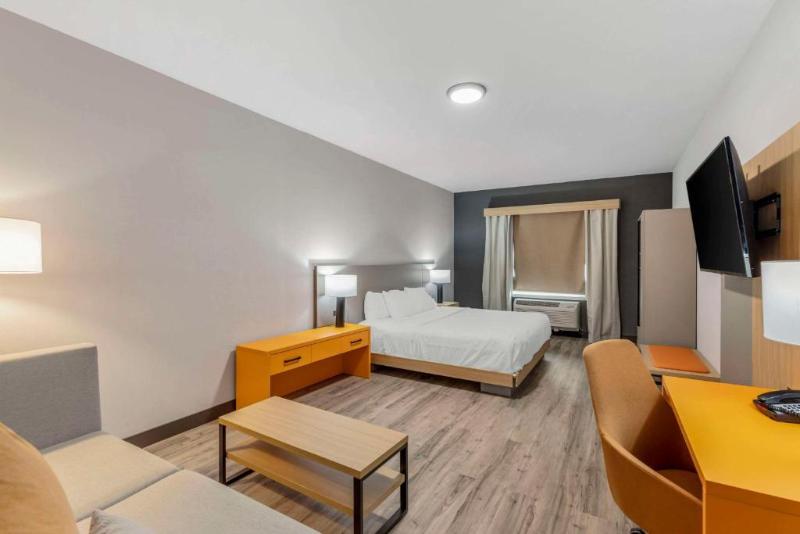 اتاق لوکس سه تخته, Boss Palace