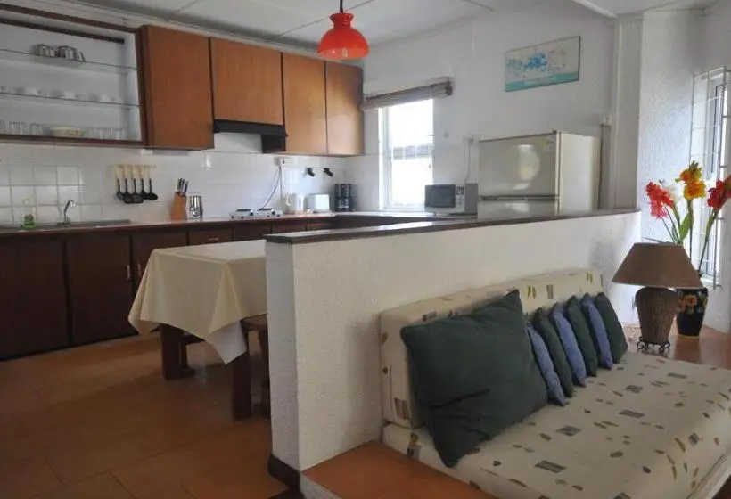 آپارتمان 3 خوابه, La Pointe Villas
